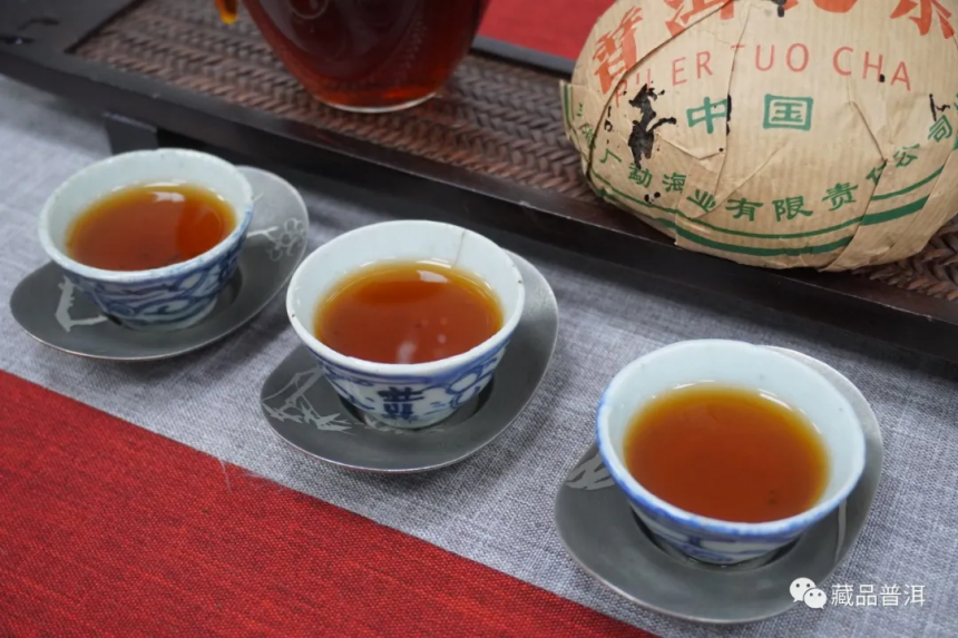 2005年勐海茶厂V93熟沱好喝吗？十年磨一剑，高端收藏型熟茶